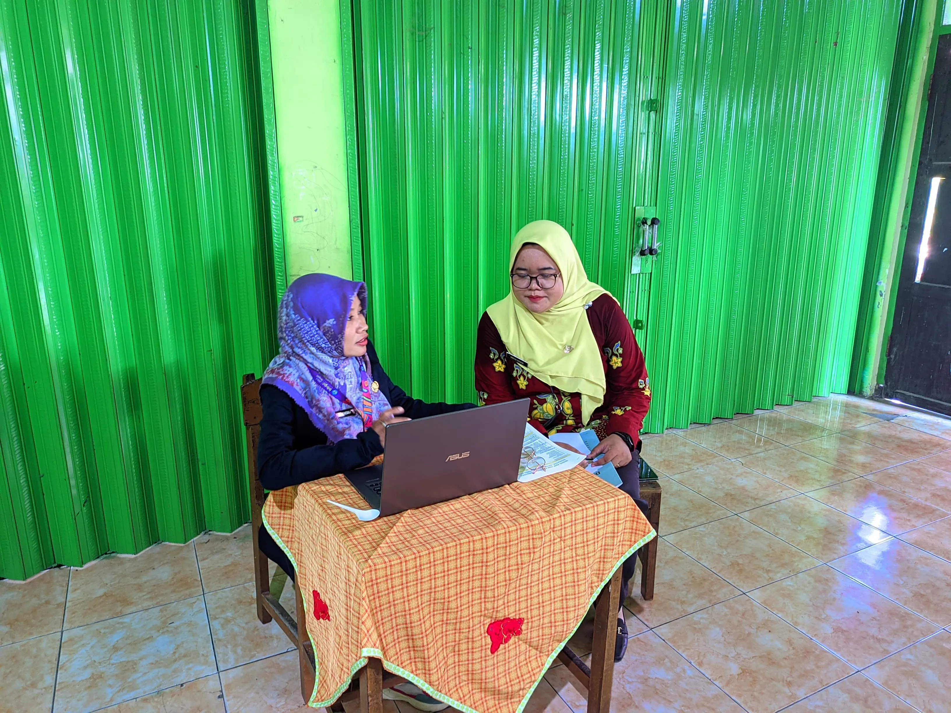 Komitmen Ketelitian dalam Pelayanan Penulisan Ijazah di SD Negeri Dempet 1